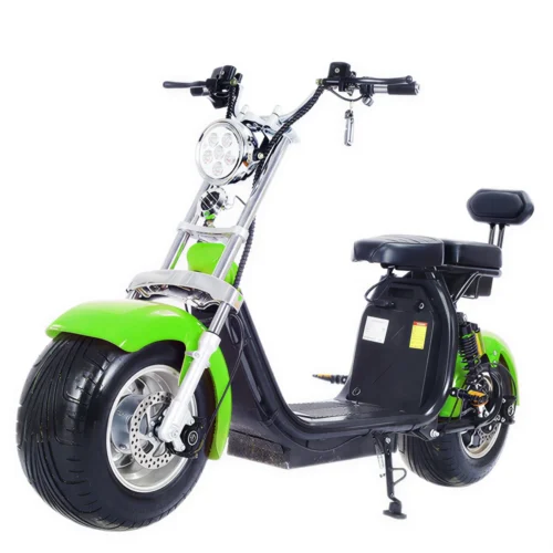 Електроскутер ROODER Citycoco Long 1500W 60V12Ah Green — загальний вигляд спереду під кутом на білому фоні
