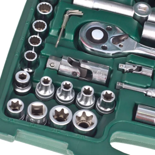 Тріскачка та торцеві головки Hans TK-108 1/4"DR і 1/2"DR у пластиковому кейсі крупним планом